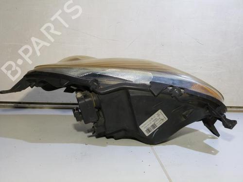 Used Right headlight NISSAN MICRA III (K12) 1.2 16V (80 hp) 23697060