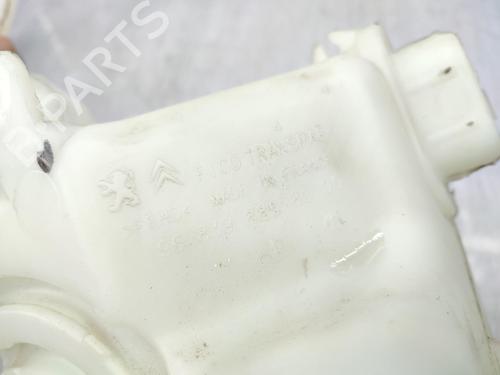 Windscreen washer tank PEUGEOT 208 I (CA_, CC_) 1.6 HDi | BP23677402C113