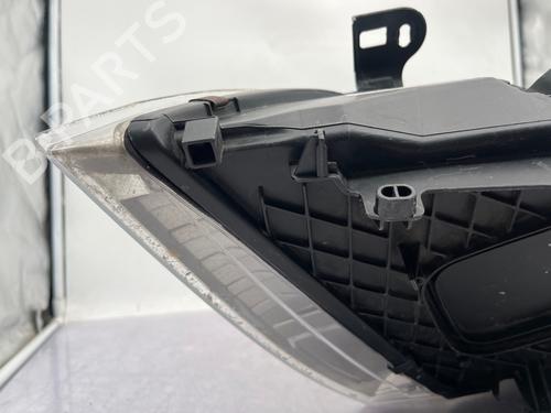 Used Right headlight Right headlight RENAULT MEGANE III Hatchback (BZ0/1_, B3_) 1.5 dCi (BZ09, BZ0D, BZ1W, BZ29, BZ14) (110 hp) 36248651 36248651