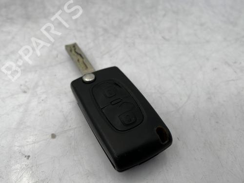 Used Electronic module Electronic module PEUGEOT 3008 I MPV (0U_) 1.6 HDi (112 hp) 33041000 33041000
