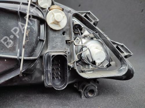 Used Right headlight SEAT CORDOBA (6L2) 1.4 TDI (70 hp) 23701445