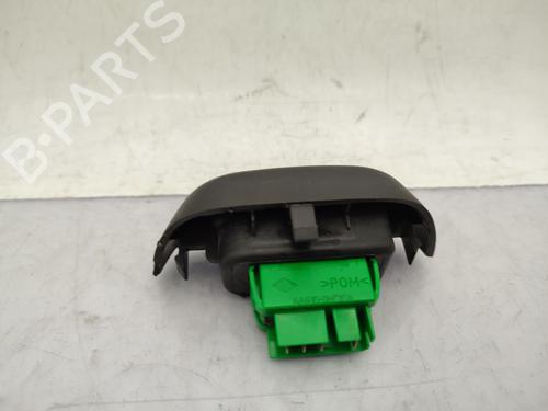 Used Right front window switch Right front window switch CITROËN C1 (PM_, PN_) 1.0 (68 hp) 23749741 23749741