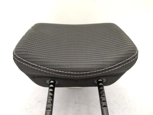 Headrest RENAULT CLIO III (BR0/1, CR0/1) 1.5 dCi (BR17, CR17) | BP23729398I31 