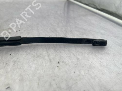 Used Front windshield wiper arm Front windshield wiper arm 37676522 37676522