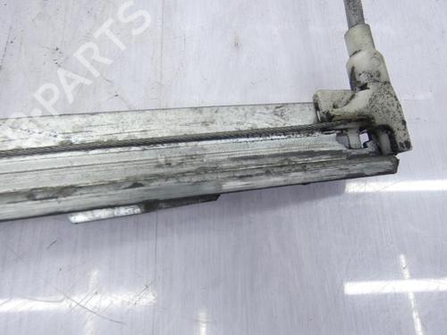 Used Front right window mechanism Front right window mechanism RENAULT MEGANE I (BA0/1_) 1.4 16V (BA0D, BA1H, BA0W, BA10) (95 hp) 23700659 23700659