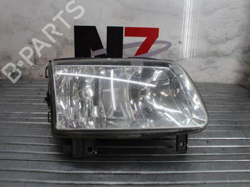 Used Right headlight VW POLO (6N2) 1.4 (60 hp) 23692041