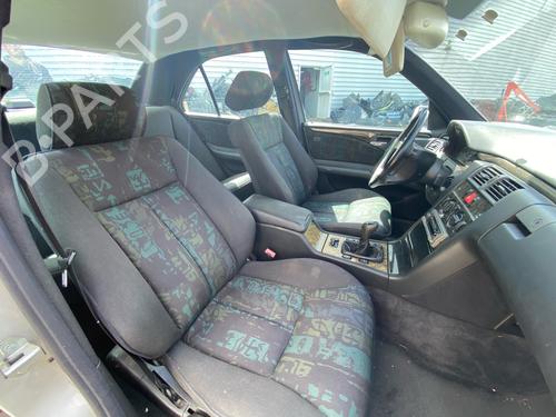Dashboard MERCEDES-BENZ E-CLASS (W210) E 240 (210.061) | BP36440136C46 - Image 20