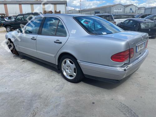 Dashboard MERCEDES-BENZ E-CLASS (W210) E 240 (210.061) | BP36440136C46 - Image 98
