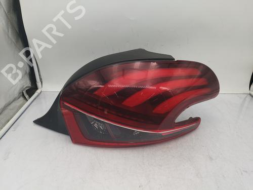 Used Right taillight Right taillight 26617733 26617733