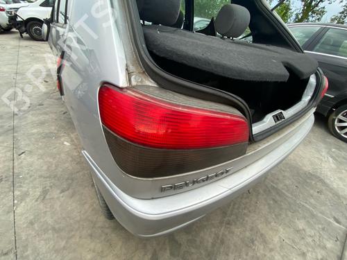Used Left taillight Left taillight PEUGEOT 306 Hatchback (7A, 7C, N3, N5) 2.0 HDI 90 (90 hp) 38033103 38033103