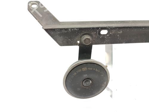 horn-nissan-juke-f15-2010-2011-2012-2013-2014-2015-2016-2017-2018-2019-23754630 main image