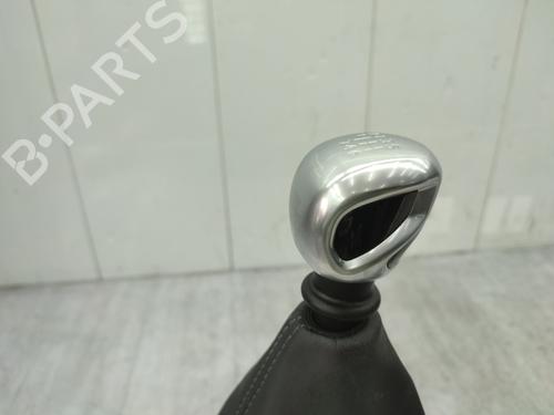 Used Gear lever Gear lever PEUGEOT 308 II (LB_, LP_, LW_, LH_, L3_) 1.5 BlueHDi 130 (131 hp) 25770790 25770790