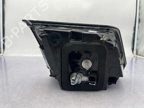 Used Right tailgate light Right tailgate light PEUGEOT 3008 II SUV (MC_, MR_, MJ_, M4_) 1.5 BlueHDi 130 (131 hp) 34235426 34235426