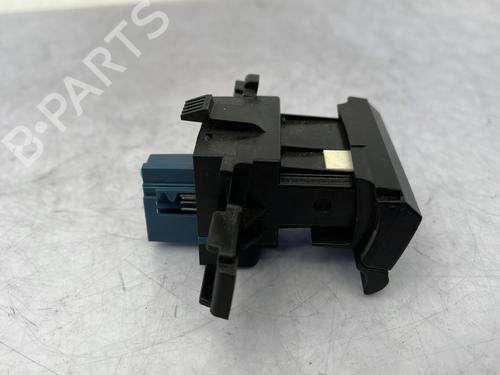 switch-citroen-c4-picasso-ii-2013-33313600 main image