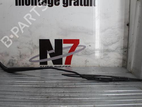 Used Front windshield wiper arm RENAULT MEGANE II (BM0/1_, CM0/1_) 1.5 dCi (BM1E, CM1E) (106 hp) 23690710