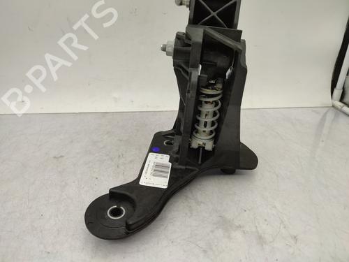 Clutch pedal PEUGEOT 208 II (UB_, UP_, UW_, UJ_) 1.2 PureTech 75 | BP26685773I13 