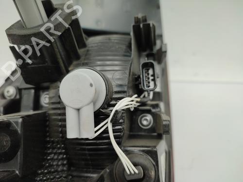 Used Right taillight Right taillight RENAULT CLIO V (B7_) 1.0 TCe 90 (B7MT) (91 hp) 27699597 27699597