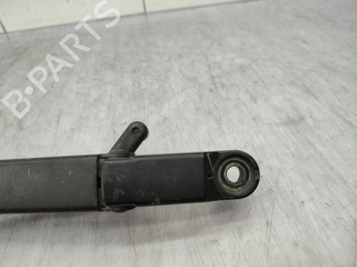 Used Front windshield wiper arm Front windshield wiper arm PEUGEOT 107 (PM_, PN_) 1.0 (68 hp) 23678436 23678436