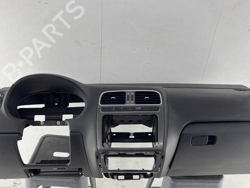 Tableau de bord VW POLO V (6R1, 6C1) 1.6 TDI (90 hp) 32125293