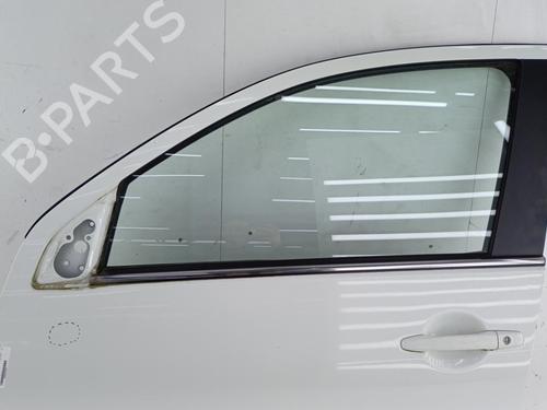Used Left front door Left front door 23709446 23709446