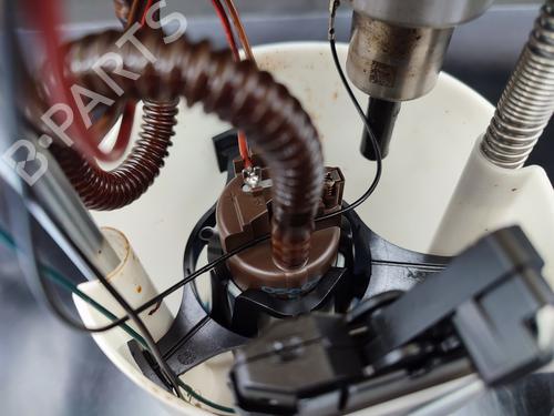 Used Fuel pump Fuel pump FIAT 500 (312_) 1.2 (312AXA1A) (69 hp) 23755535 23755535