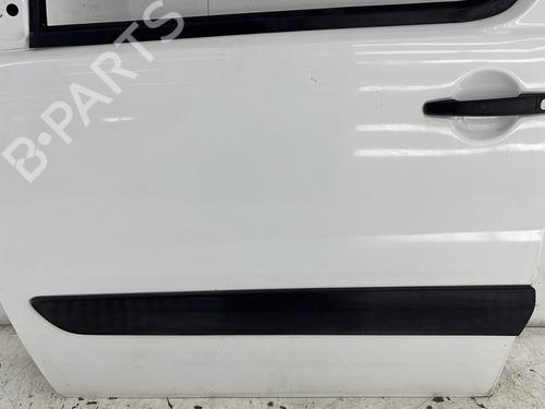 Left front door PEUGEOT EXPERT Van (VF3A_, VF3U_, VF3X_) 2.0 HDi 130 | BP28570230C2 