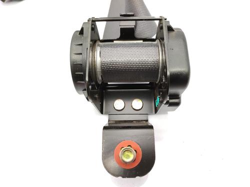 Used Rear right seatbelt Rear right seatbelt HYUNDAI TUCSON (JM) 2.0 CRDi All-wheel Drive (113 hp) 23751260 23751260