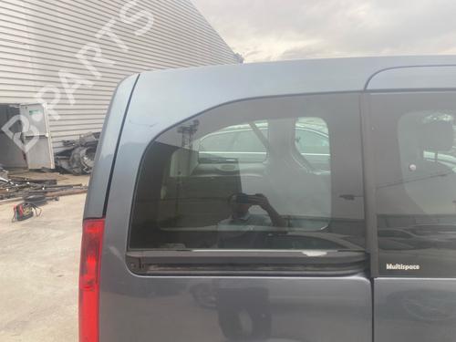 Used Rear right quarter glass Rear right quarter glass 37451219 37451219