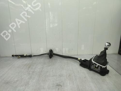Used Gear lever RENAULT LAGUNA III Grandtour (KT0/1) 2.0 dCi (KT07, KT0J, KT14, KT1A, KT1S) (131 hp) 25746631