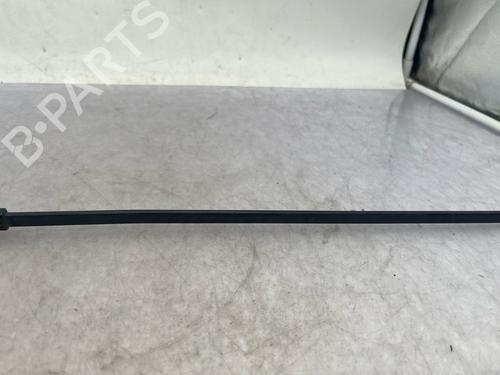 Used Front windshield wiper arm Front windshield wiper arm 37676486 37676486