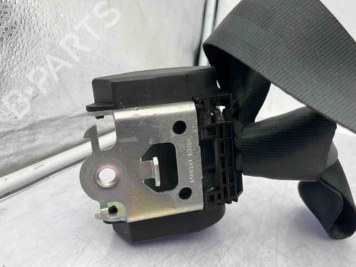 front-right-seatbelt-dacia-sandero-2008-36439745 main image