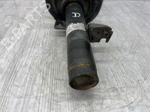right-front-shock-absorber-ford-focus-iii-turnier-2010-2011-2012-2013-2014-2015-2016-2017-2018-2019-2020-36901719 main image