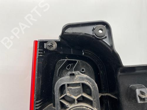 Used Right taillight Right taillight 37531062 37531062