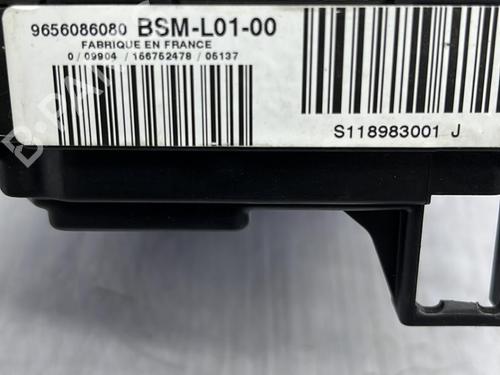Electronic module PEUGEOT 407 (6D_) 2.0 HDi 135 (6DRHRH, 6DRHRE, 6DRHRG, 6DRHRJ) | BP23702119M83  - Image 16