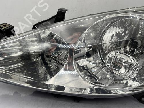 Left headlight PEUGEOT 307 Break (3E) 1.4 16V | BP30129213C28