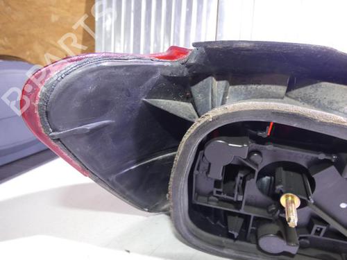 Right taillight PEUGEOT 306 Hatchback (7A, 7C, N3, N5) 1.9 D | BP23671904C35 