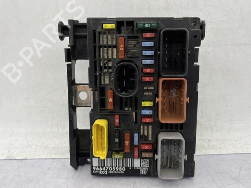 Used Fuse box PEUGEOT 407 Coupe (6C_) 2.7 HDi (204 hp) 29012637