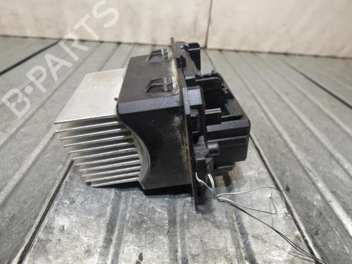 Used Heater resistor Heater resistor RENAULT CLIO IV Grandtour (KH_) 1.5 dCi 90 (KHN3, KHN4) (90 hp) 23697472 23697472