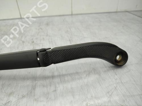 Used Front windshield wiper arm NISSAN QASHQAI / QASHQAI +2 I (J10, NJ10, JJ10E) 1.5 dCi (106 hp) 23711051