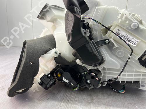 Used Heater matrix box Heater matrix box PEUGEOT 2008 I (CU_) 1.2 THP 110 / PureTech 110 (110 hp) 40504295 40504295
