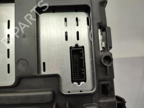 Used Display monitor Display monitor RENAULT MEGANE IV Hatchback (B9A/M/N_) 1.3 TCe 140 (B9NB) (140 hp) 23729605 23729605