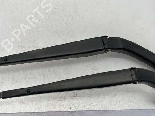 front-windshield-wiper-arm-dacia-spring-2020-23758141 main image