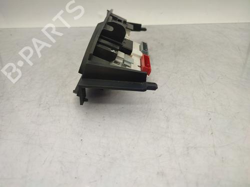 Used Display monitor Display monitor RENAULT CLIO II (BB_, CB_) 1.4 (B/CB0C, B/CB0S) (75 hp) 25475070 25475070