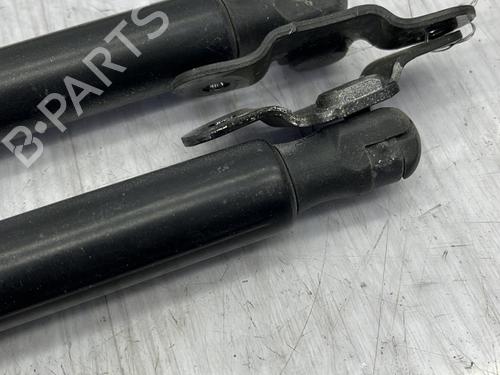 Used Tailgate lift support VW GOLF VI (5K1) 1.6 TDI (105 hp) 23704977