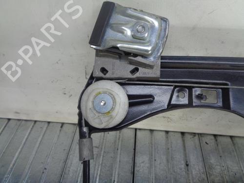 Used Front right window mechanism MERCEDES-BENZ C-CLASS (W203) [2000-2007]  23698075