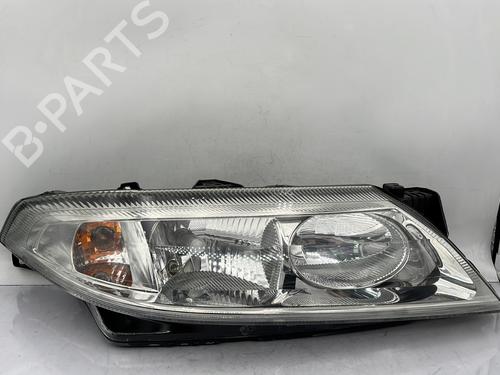 Used Right headlight RENAULT LAGUNA II (BG0/1_) 1.9 dCi (107 hp) 26617825