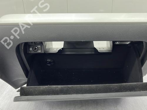 glove-box-vw-golf-vi-5k1-2008-2009-2010-2011-2012-2013-2014-23705390 main image