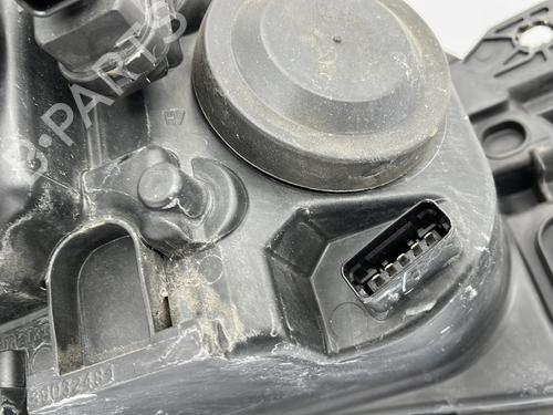 Left headlight RENAULT CLIO III (BR0/1, CR0/1) 1.2 16V (BR02, BR0J, BR11, CR02, CR0J, CR11) | BP30205616C28 