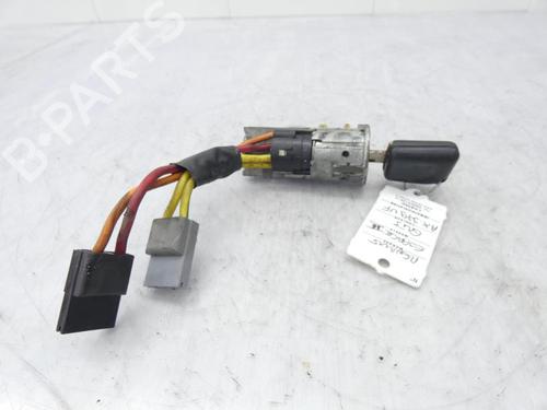 Used Ignition barrel Ignition barrel RENAULT ESPACE II (J/S63_) [1991-1997] 33420926 33420926