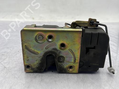 Used Front left lock PEUGEOT 206 Hatchback (2A/C) 1.4 16V (88 hp) 32363288